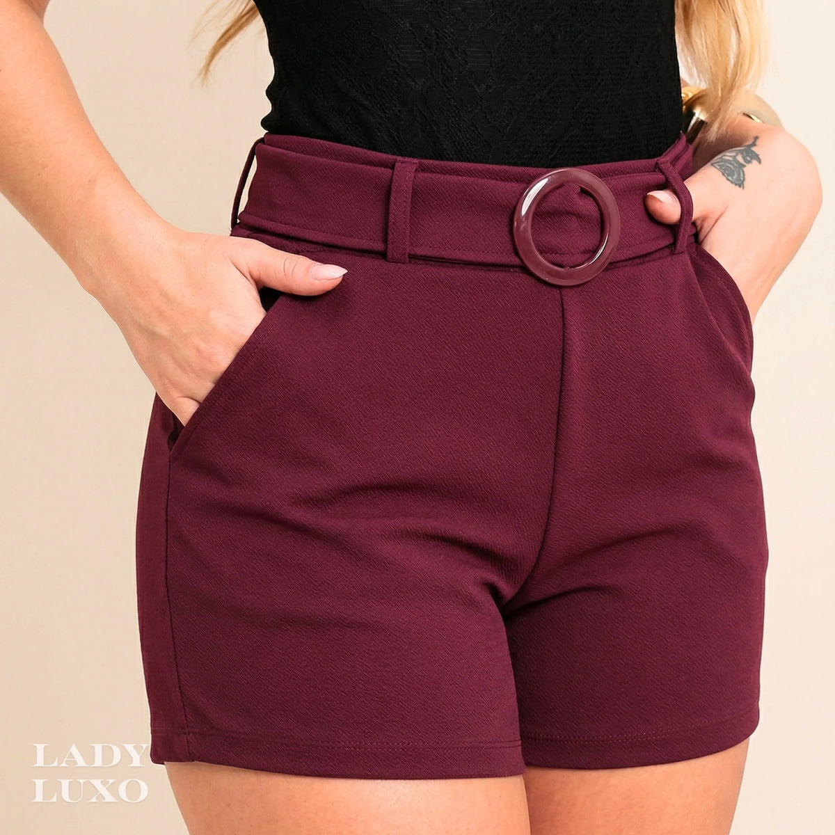 Shorts Malha Crepe Cinto Fivela - M