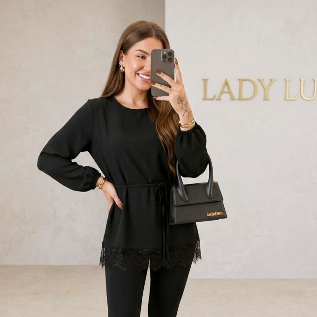 Blusa Manga Longa Cintinho Barra Detalhe Renda