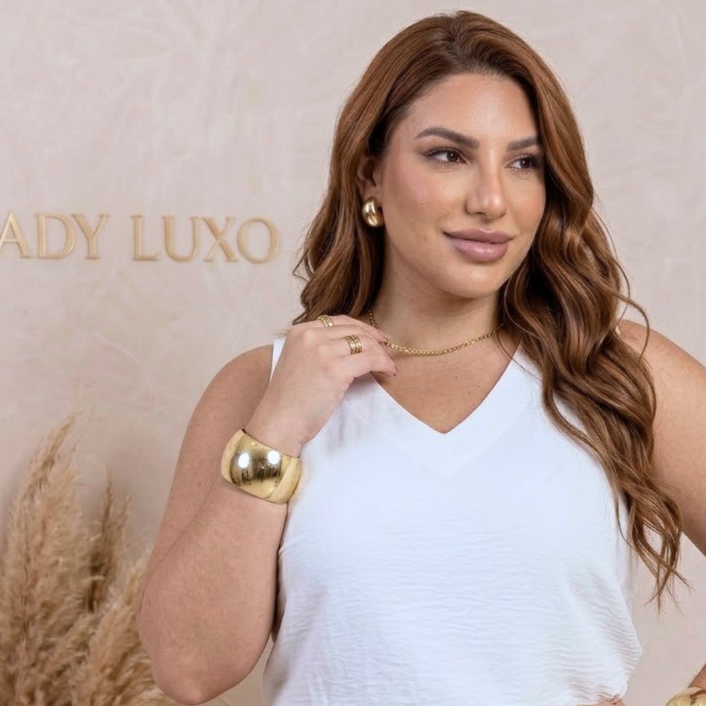 Regata Social Decote V Plus Size