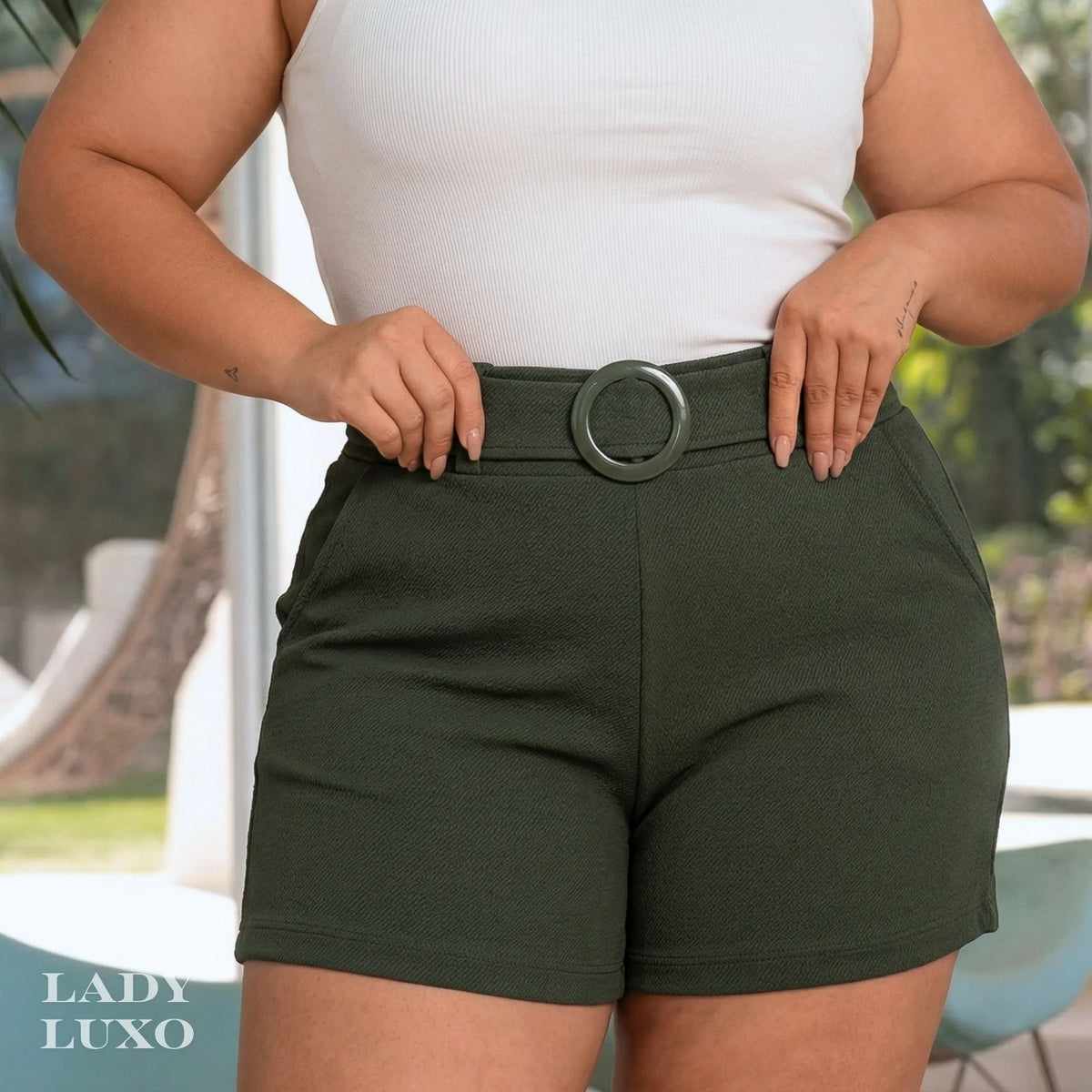 Shorts Malha Crepe Cinto Fivela - GG