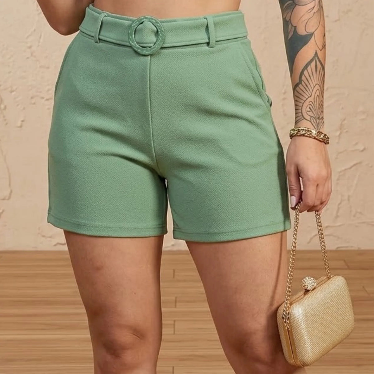 Shorts Malha Crepe Cinto Fivela - M