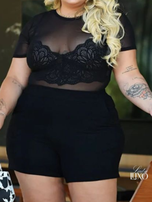 Body tule preto manga curta Lady Luxo – veste G e GG, com elastano e fecho embaixo, ideal para sobreposição e looks estilosos