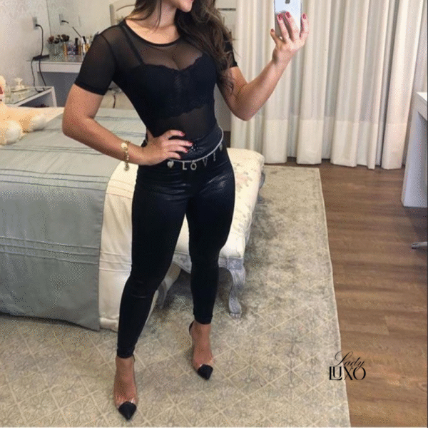 Body tule transparente Lady Luxo – manga curta, com fecho, veste P e M, ideal para sobreposição com cropped ou sutiã