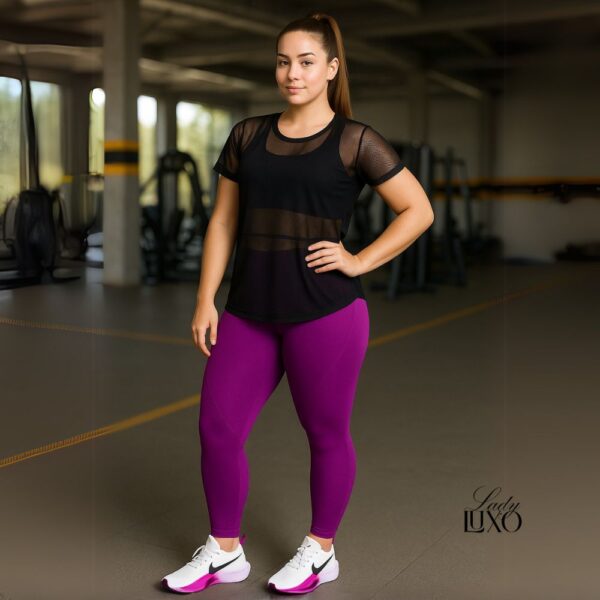 Calça legging roxa G Lady Luxo – suplex power, cós alto, look completo com blusa de tule em treino na academia